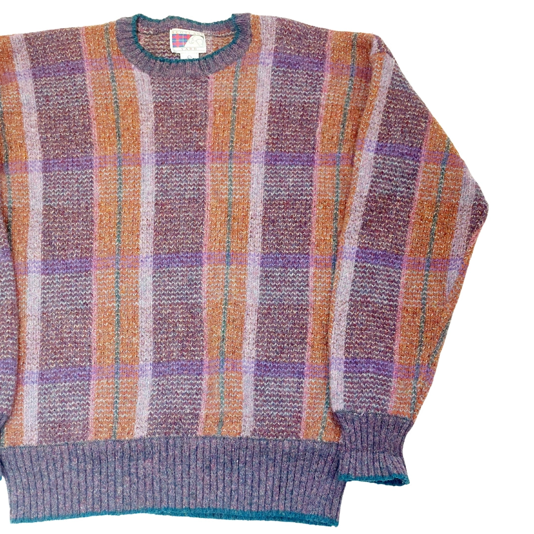 VINTAGE SCOTTISH TARTAN KNIT SWEATER - L