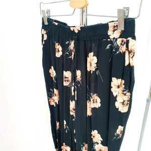 BLACK COTTON PANTS WITH PINK FLORALS