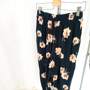 BLACK COTTON PANTS WITH PINK FLORALS