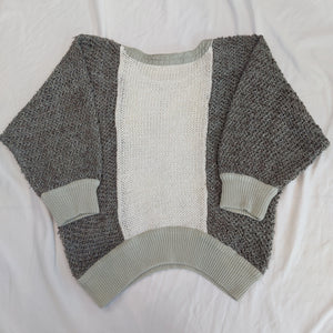 VINTAGE GREY AND WHITE KNIT JUMPER- M