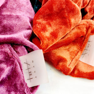 ANAM STUDIOS VELVET SCRUNCHIES