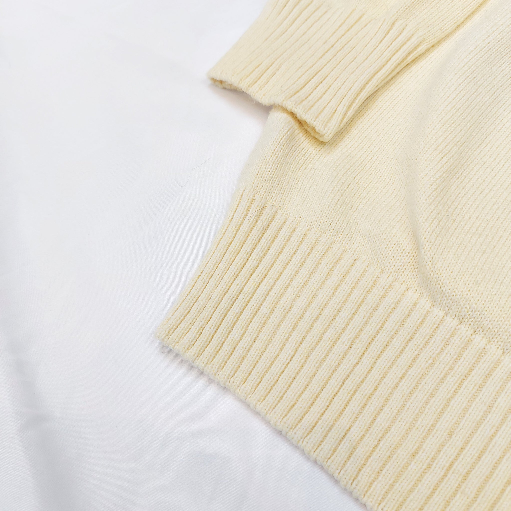 VINTAGE PASTEL YELLOW CARDIGAN- XL