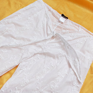 BOHEMIAN WHITE EMBROIDERED PANTS - M
