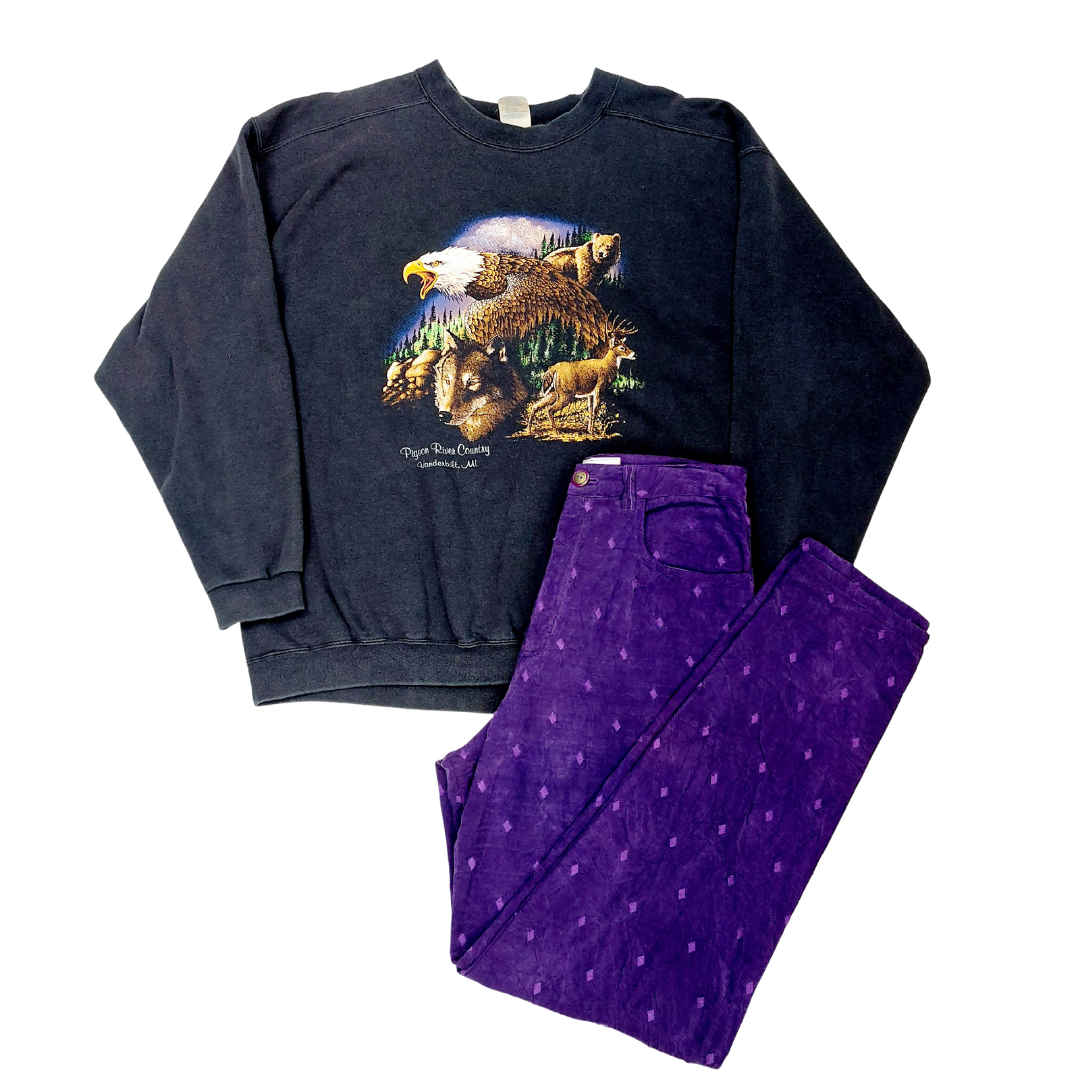 VINTAGE BLACK FOREST ANIMAL SWEATSHIRT - XL