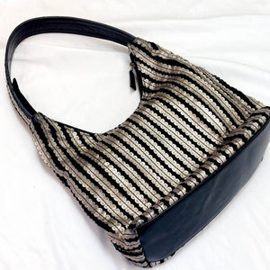 00S BLACK TEXTURED HANDBAG