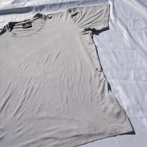 VINTAGE SILVER FERRE T-SHIRT- L